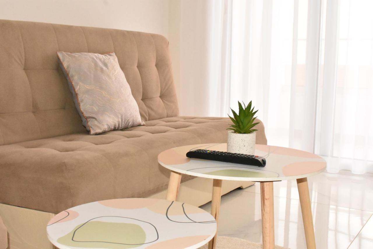 Apartments Amar อุลซิน ภายนอก รูปภาพ
