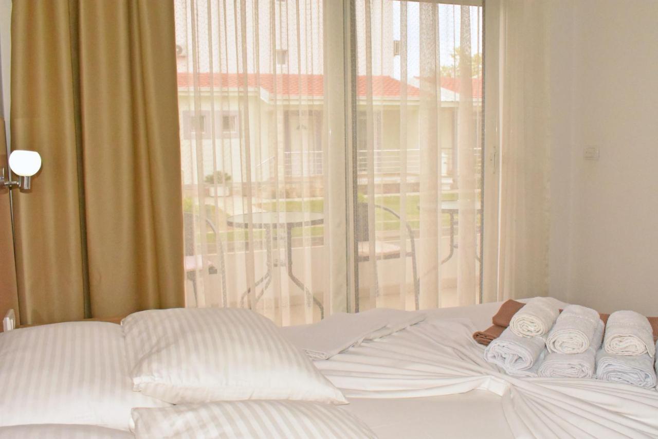 Apartments Amar อุลซิน ภายนอก รูปภาพ
