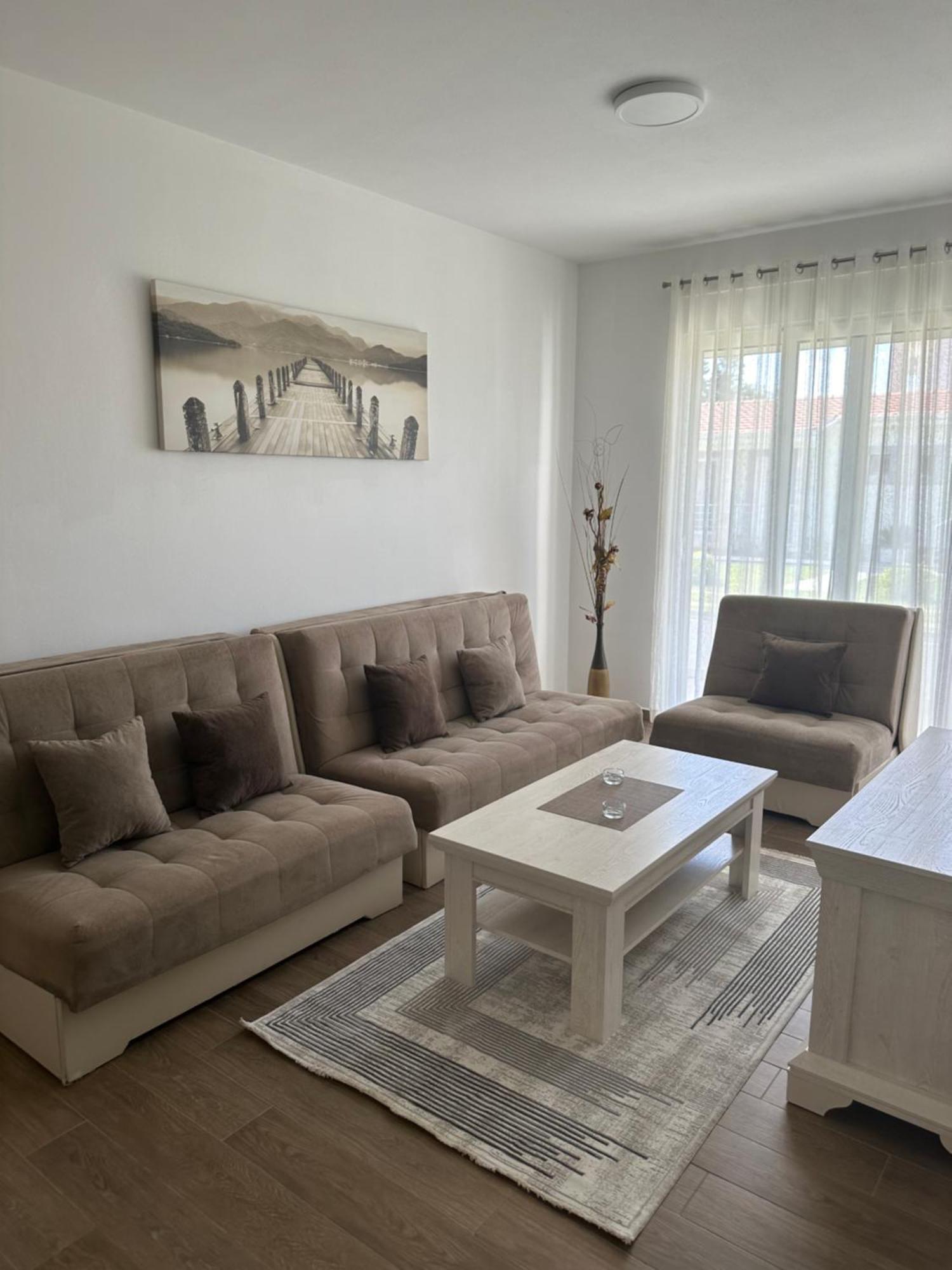 Apartments Amar อุลซิน ภายนอก รูปภาพ