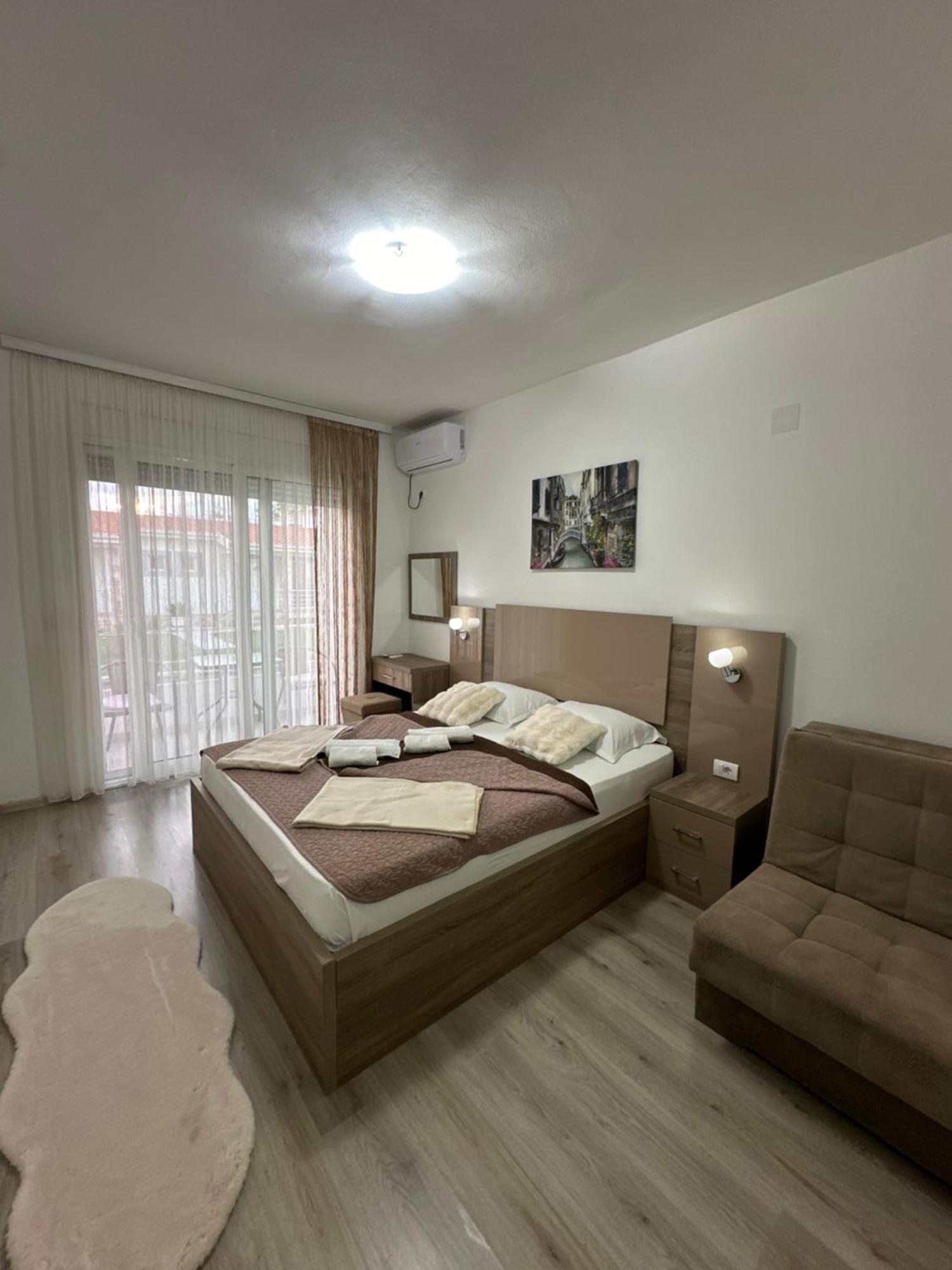 Apartments Amar อุลซิน ภายนอก รูปภาพ