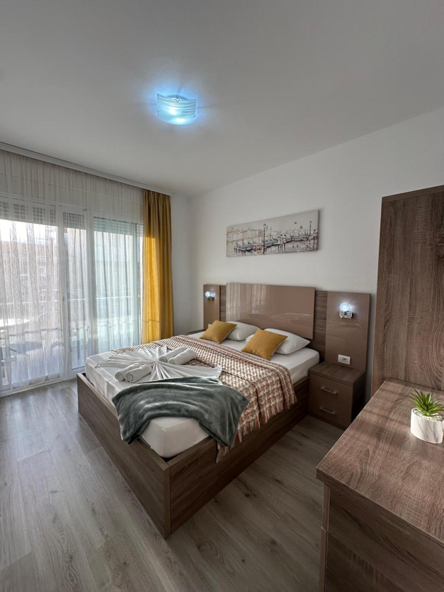 Apartments Amar อุลซิน ภายนอก รูปภาพ