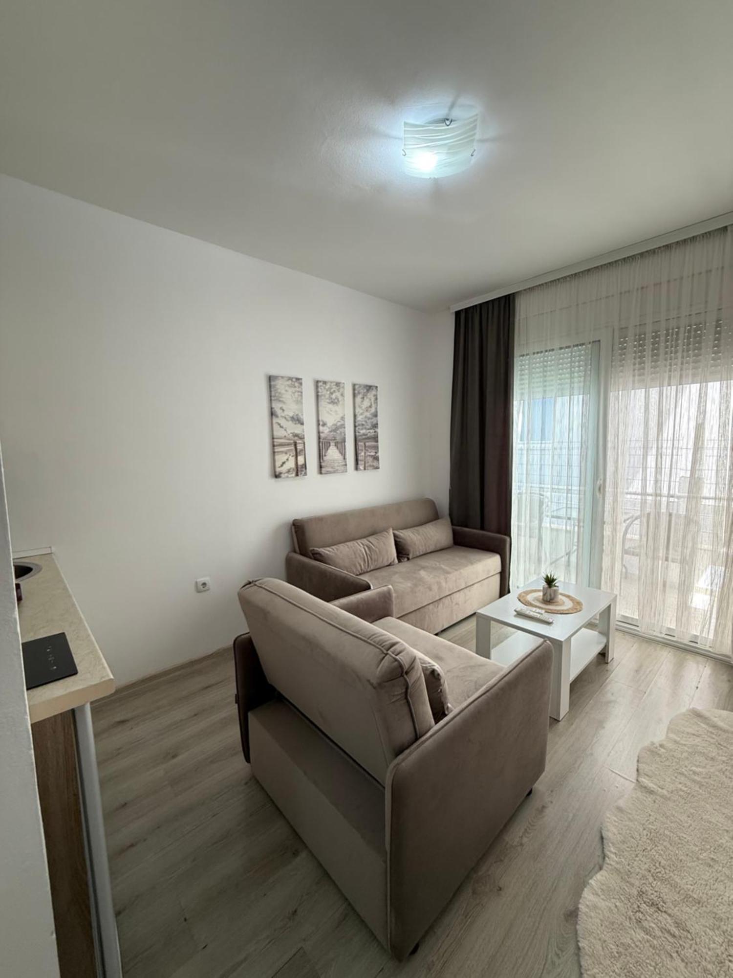 Apartments Amar อุลซิน ภายนอก รูปภาพ